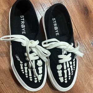 STROVE Kids Skeleton Print Black Sneakers